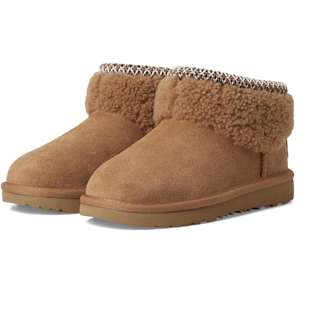 Ugg | Classic Ultra Mini Maxi Curly Boots | Size 5